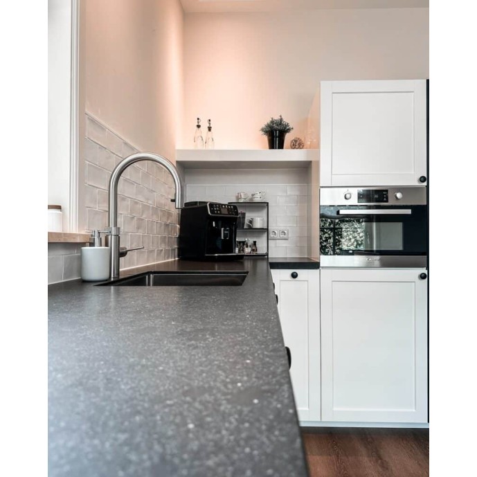  Belgian Blue Silestone keukenblad – donkerblauwgrijs blad met fijne korrelstructuur
