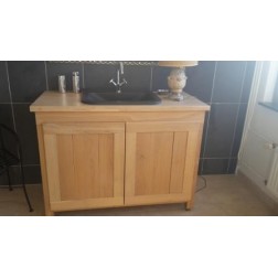 Showroommodel: badmeubel, wastafel, kraan en spiegel